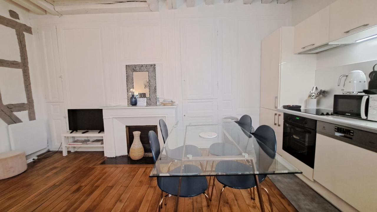 Appartement Centre Vieux Tours Dans Immeuble Historique 3P 外观 照片